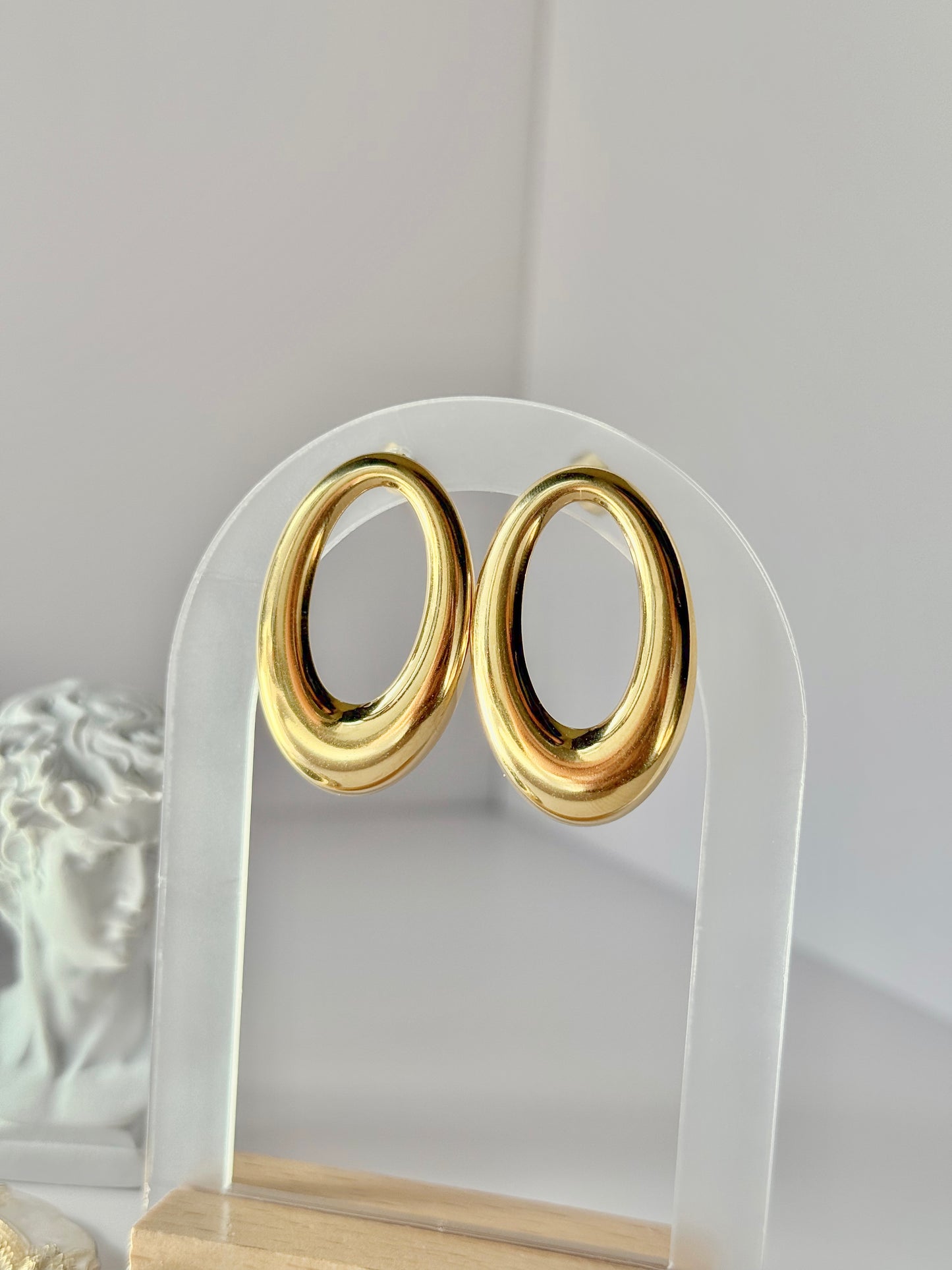 PENDIENTES OVAL