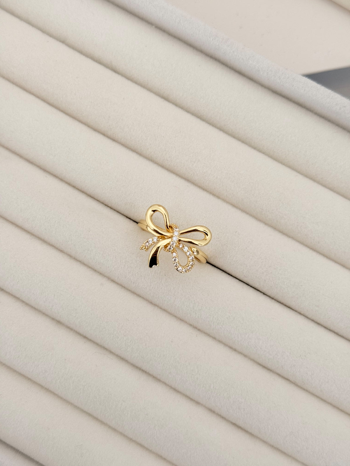 ANILLO LYRA