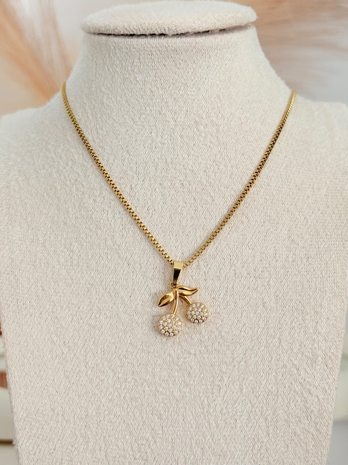 COLLAR CEREZA