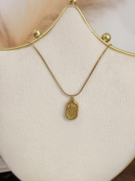 COLLAR ROSA